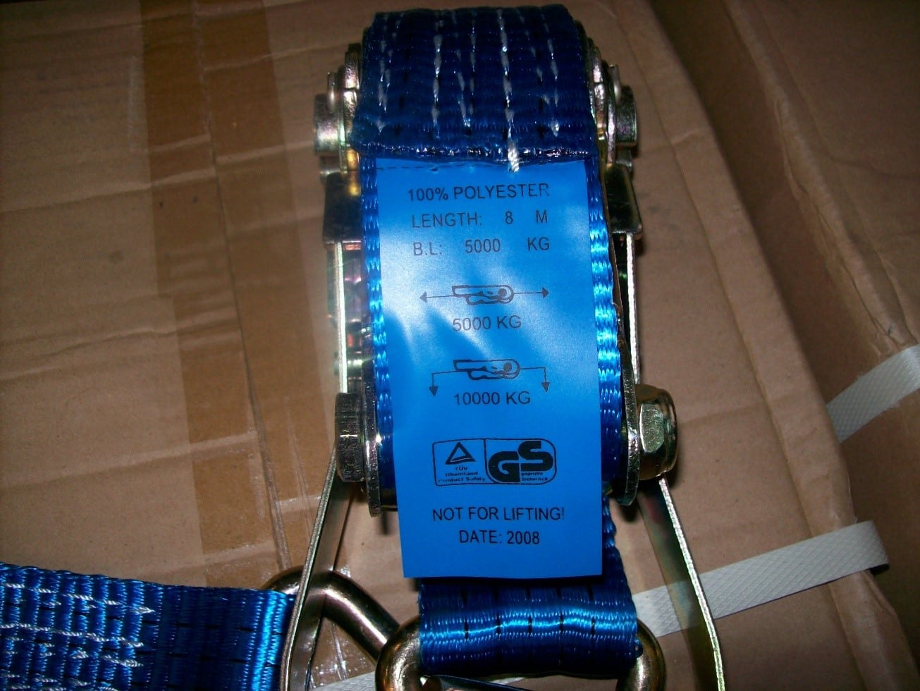 inadmissible-statements-on-the-label-of-a-lashing-belt-red-tag-load-securing device